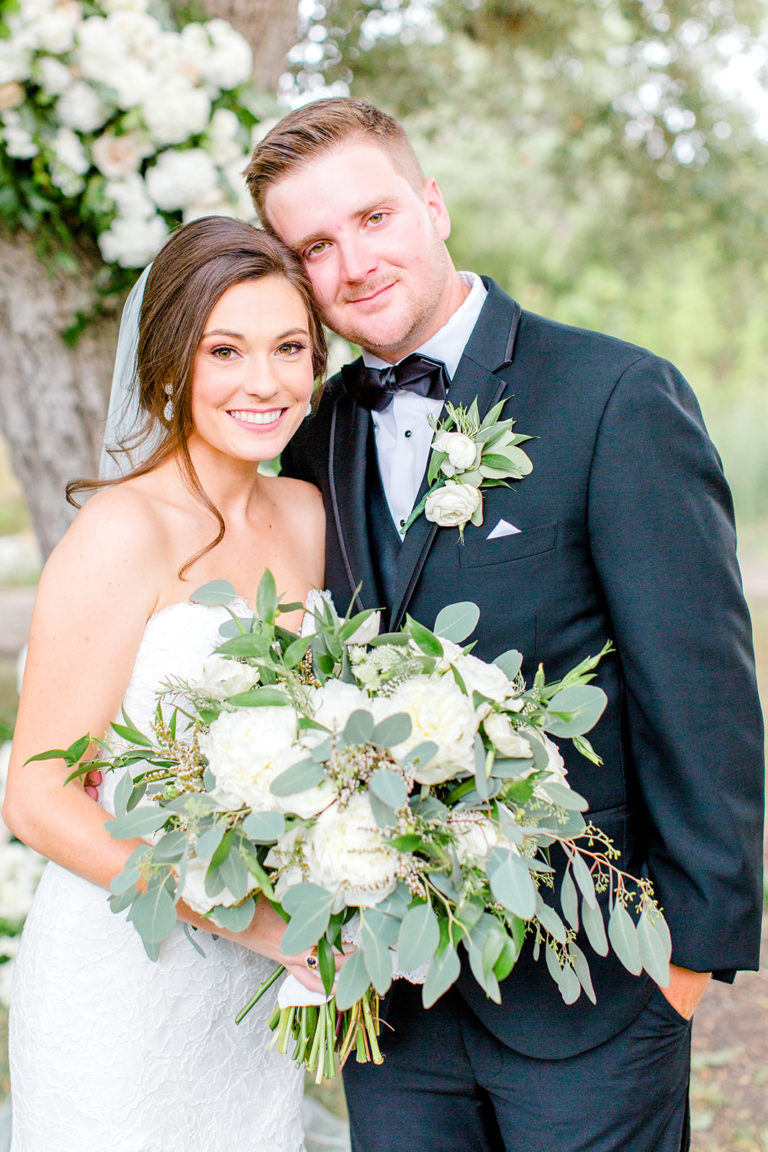 Jennifer + Dustin | Pecan Springs Dreamy Tree Ceremony Site ...