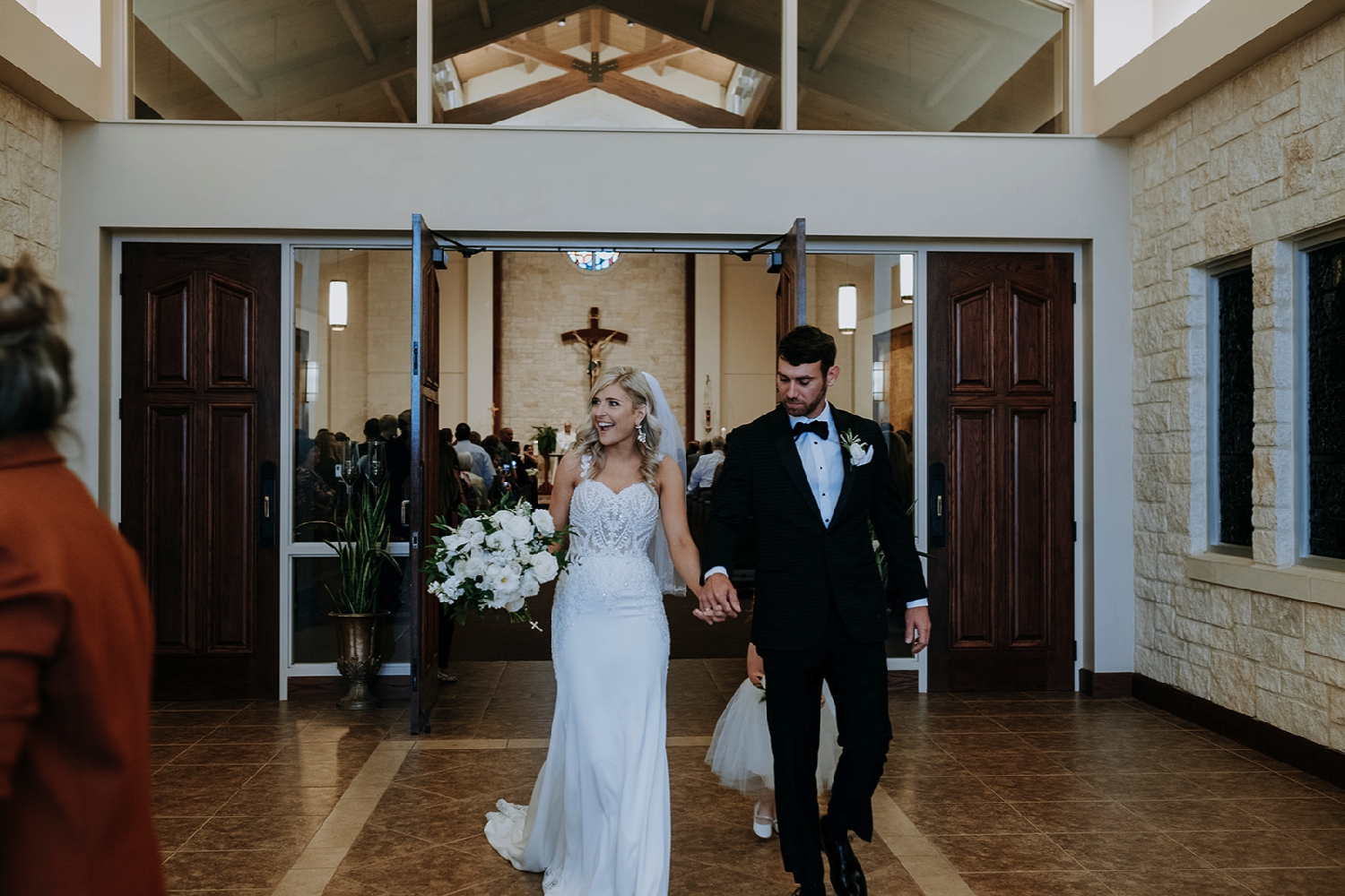 Classic Black and White Wedding Inspiration | Church Hall Transformation for Wedding in San Antonio, Texas | Central Texas Floral Designer | Reiley and Rose