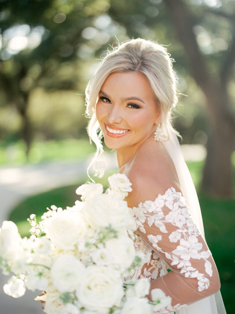  | Chandelier of Gruene Wedding | Modern Black and White Chic Wedding | 