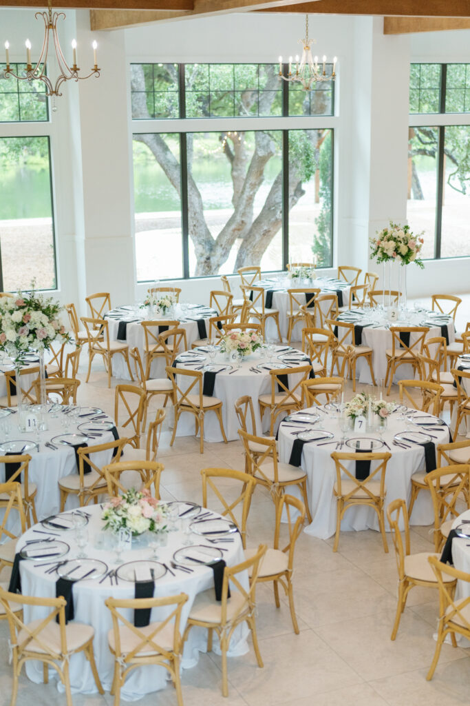 reception space room shot at the preserve at canyon lake
