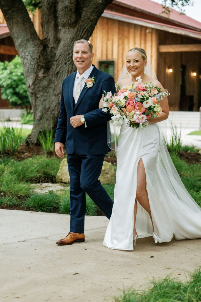 bride and dad