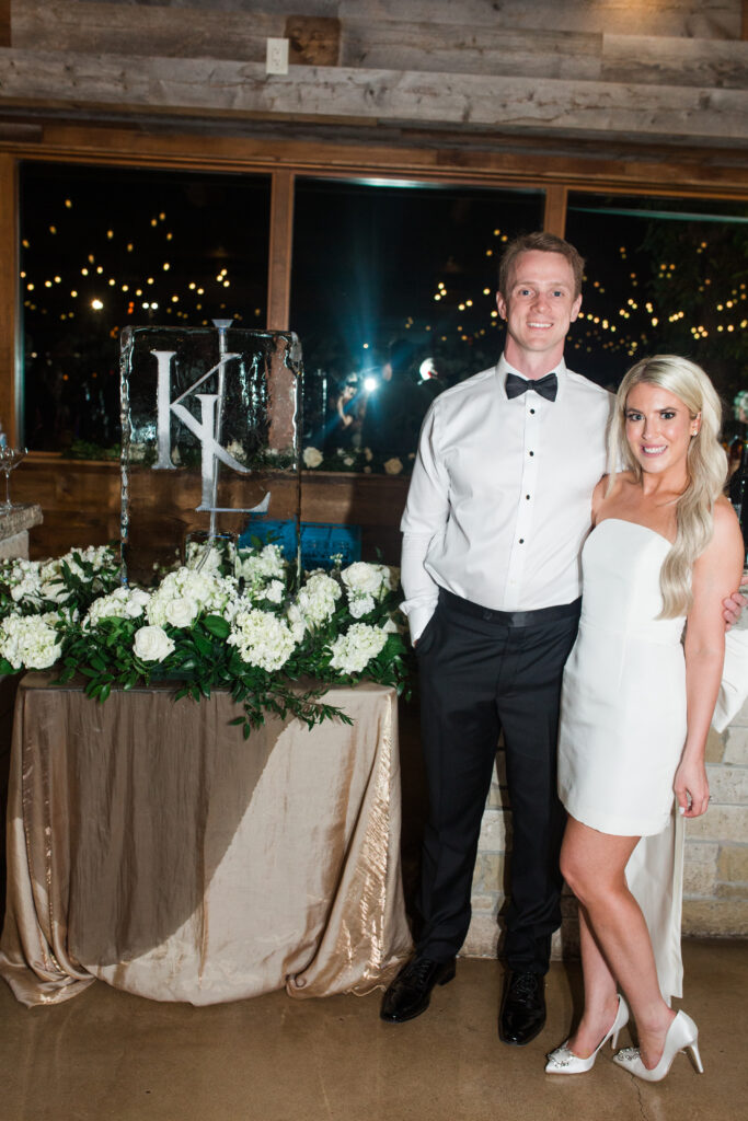 ice sculpture wedding
floral filled wedding