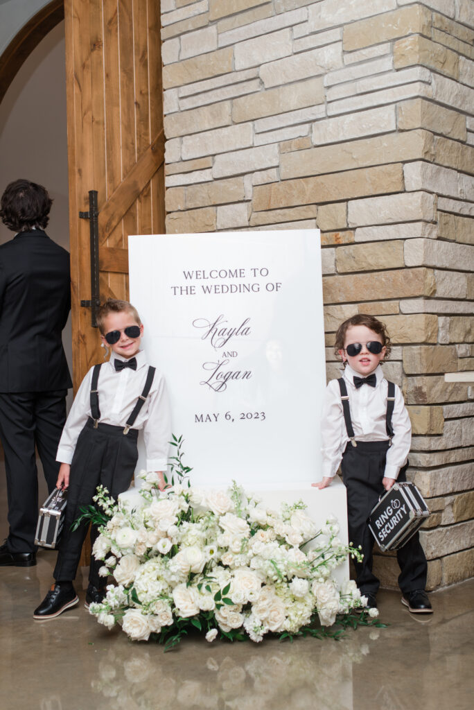 ring bearers 
