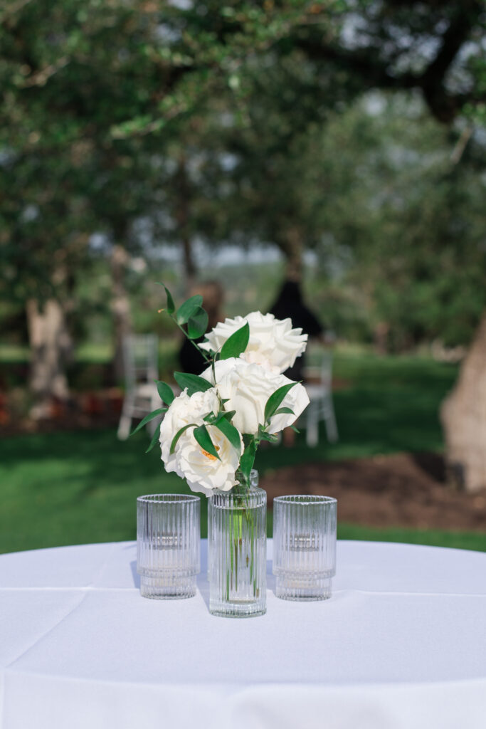 cocktail table decor wedding
