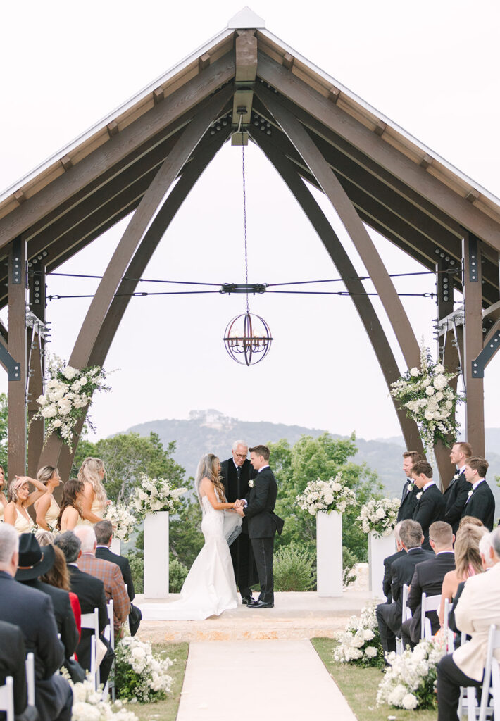 ceremony at willow ridge Spring Hill Country Wedding Day
Hill Country Wedding Day