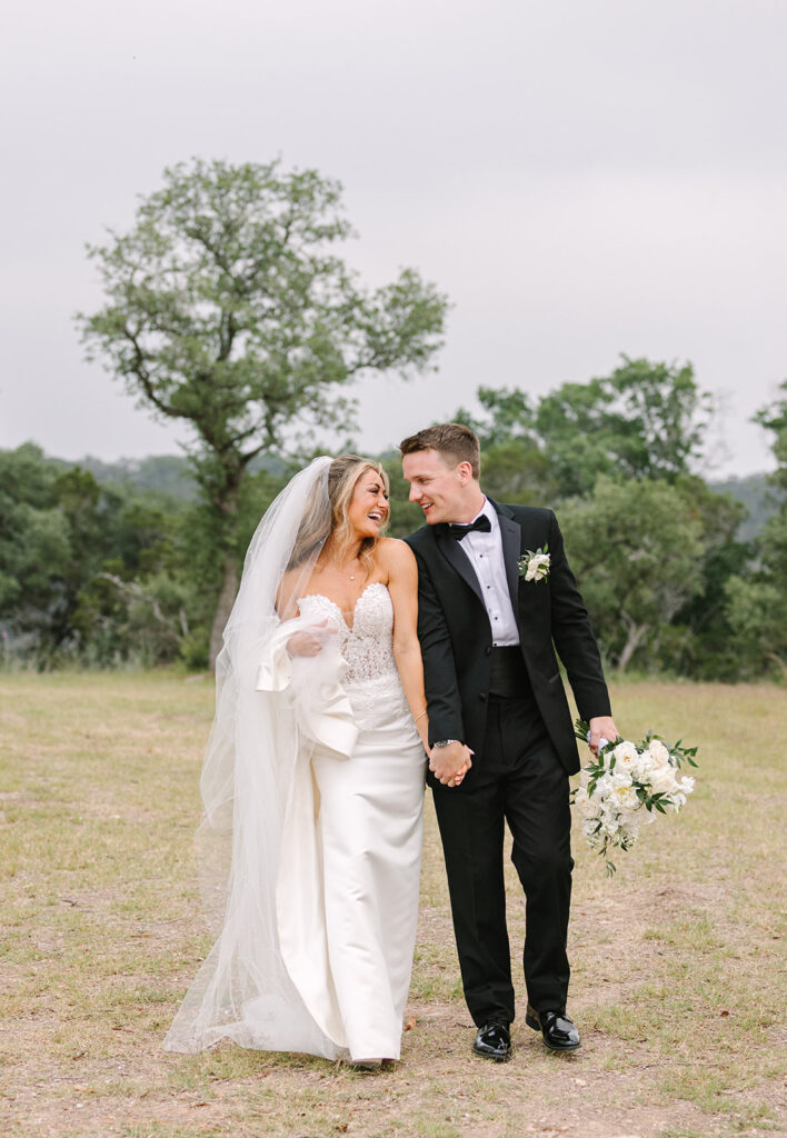 bride and groom Spring Hill Country Wedding Day
