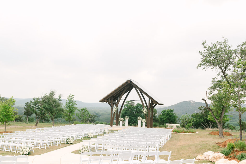 willow ridge hill country wedding venue ceremony site
Hill Country Wedding Day