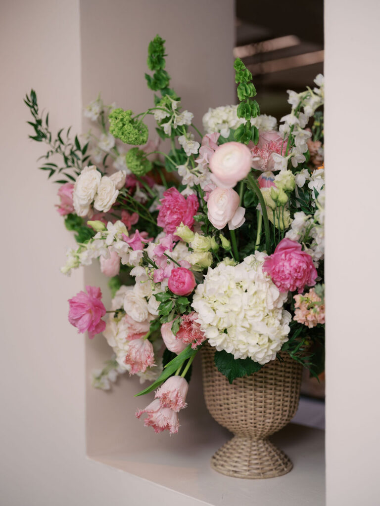 Gorgeous spring wedding urn arrangement.